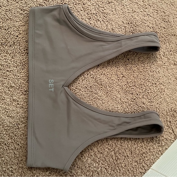 SET Active Other - NWOT Set active bra